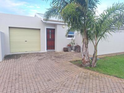 Townhouse For Sale in Heiderand, Mossel Bay